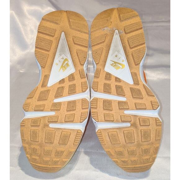 Nike Air Huarache Women's Running Shoes Sneakers Solar Flare DX2674-100 Size 8 - Picture 8 of 9